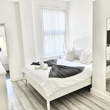 Apartament Next Westfield Mall Londres Extérieur photo